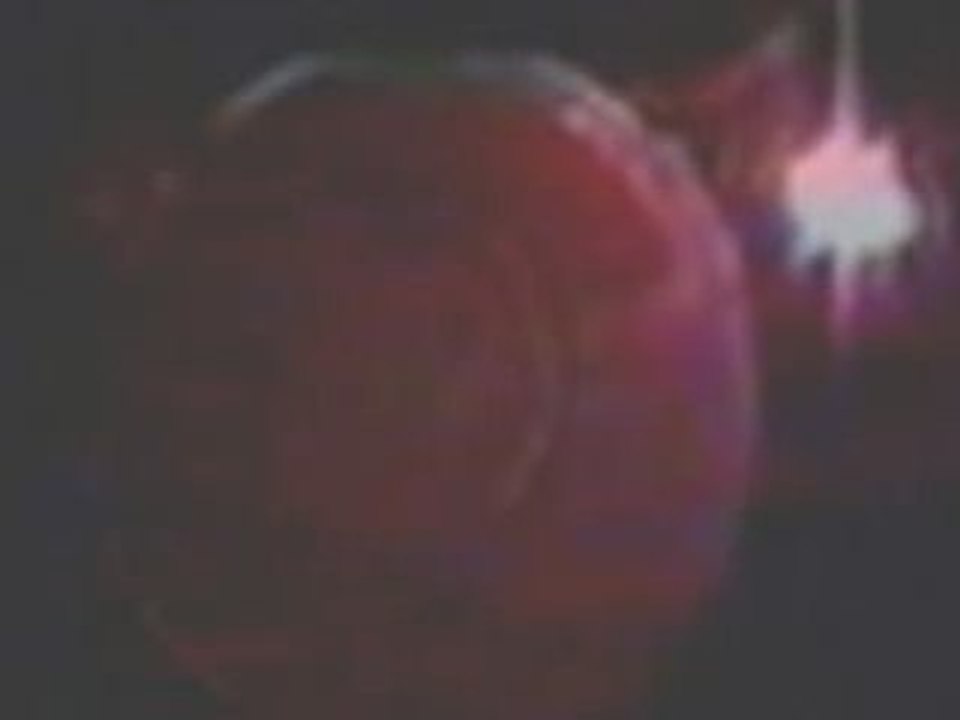 EXTREM CLOSEUP GREY EXITS UFO Video