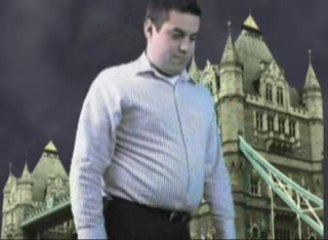 Green Screen Software – Special Effect Look Giant In front o