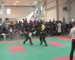 Ecole BASE : "Strike when empty" (Wong Shun Leung)