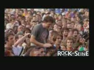 ROCK EN TEASER AVEC VAMPIRE WEEKEND