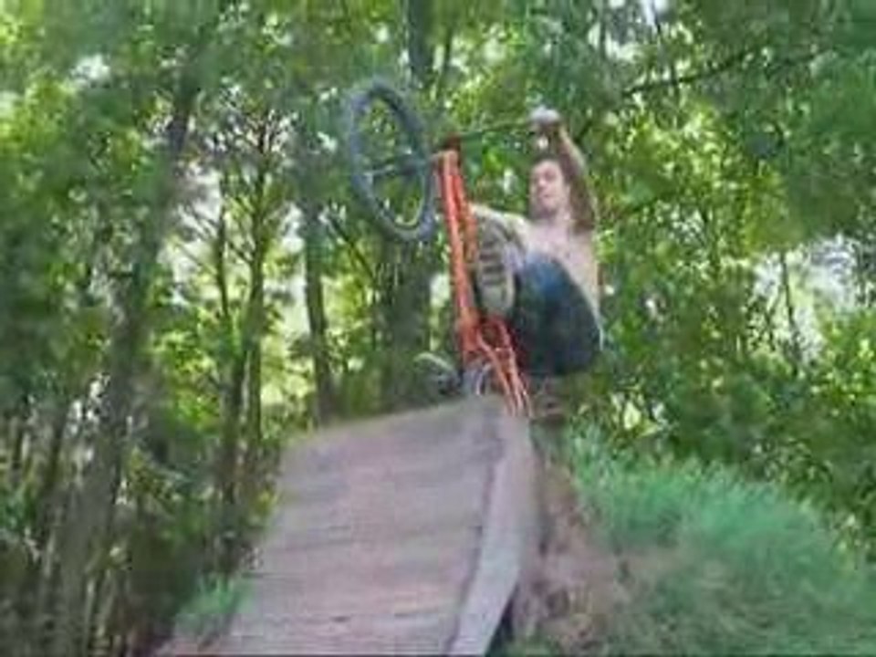 JUIN 2009 bmx saales