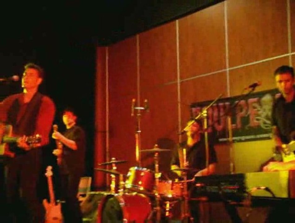 POULPE AGAIN à Nieul-sur-mer