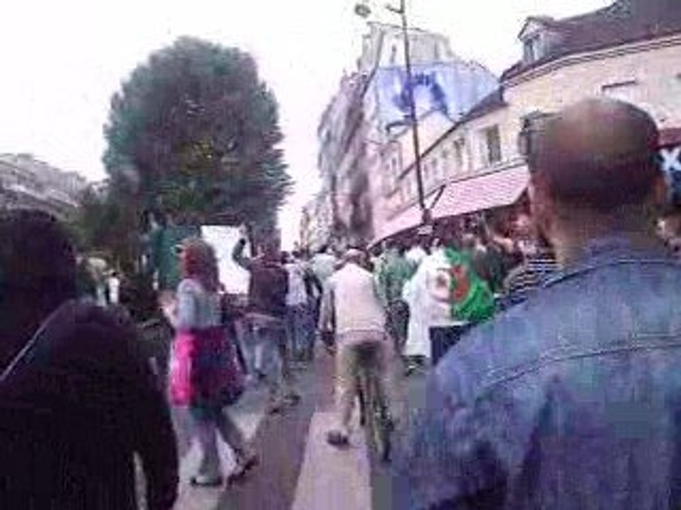 ALGERIE 2-0 ZAMBI la féte a paris