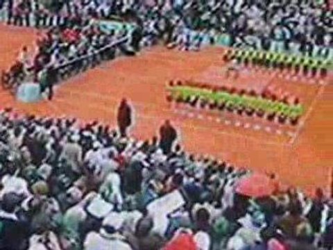 Roland Garros 2009 haie d'honneur des ramasseurs de balles