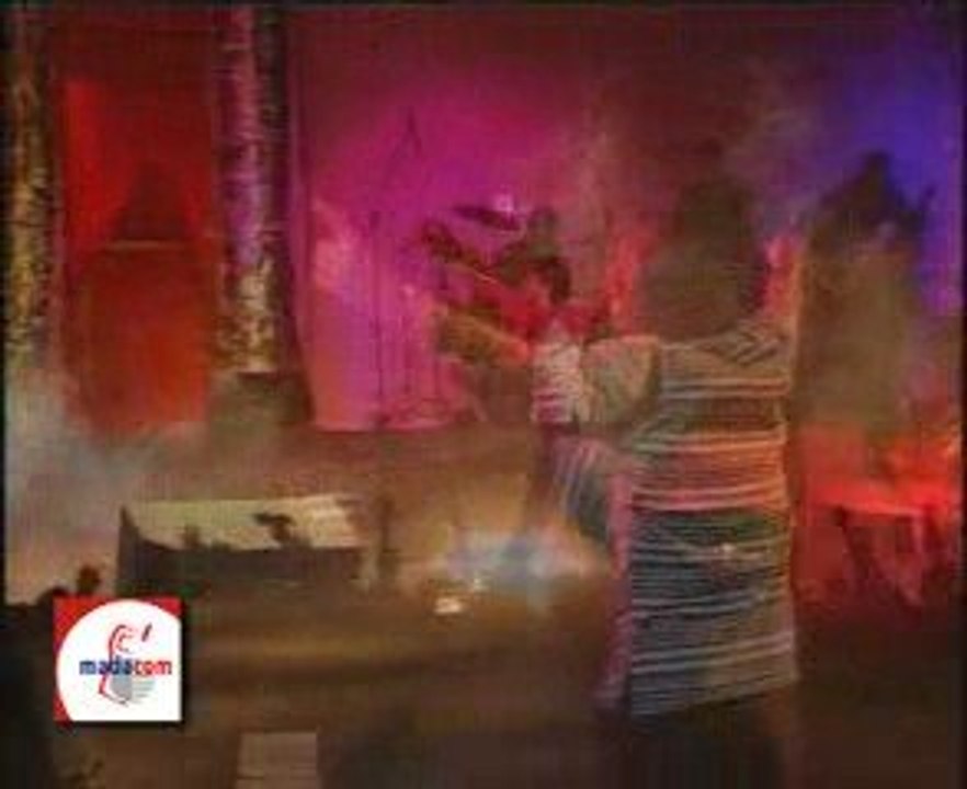 NAMAKO Poopy sy Andry