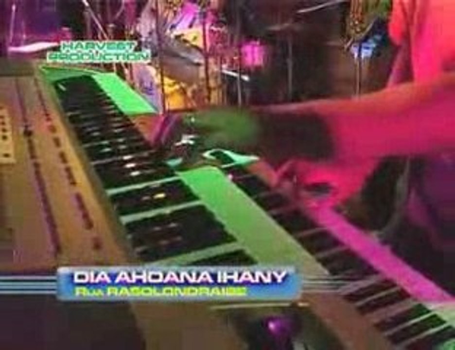 Dia ahoana ihany Rija Rasolondraibe Mahamasina