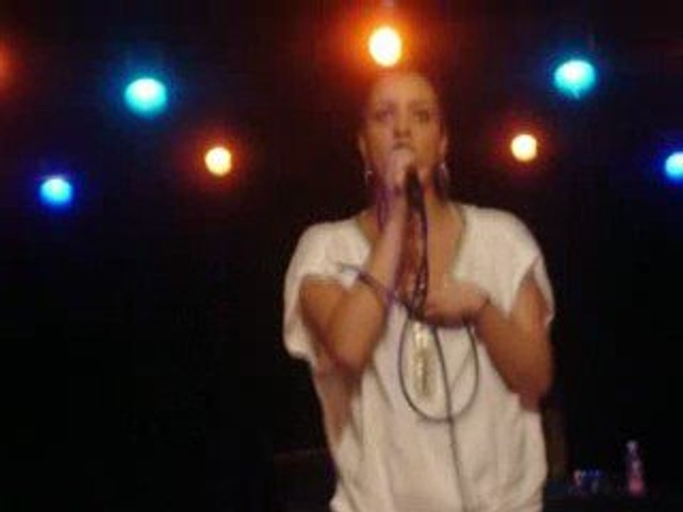 Léa Castel à Saint-leu - Histoire d'une absence.