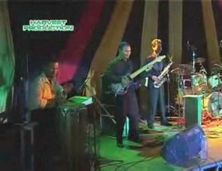 Tsy maintsy Rija Rasolondraibe - Mahamasina