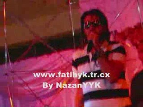 Ismail YK-Nerdesin,Seviyorum seni söylüyor Hamburg Konseri