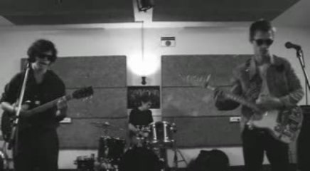 LE TRIANGLE DES BERMUDES  1/3