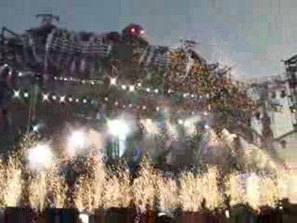 Johnny Hallyday Bordeaux...Batterie et Johnny, arrivée scène