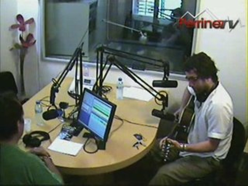 Damien Vanni (Nouvelle Star 2009) Live et Interview