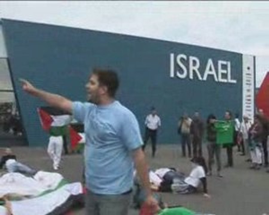 ACTION BOYCOTT d'Israël au salon aéronautique du Bourget.