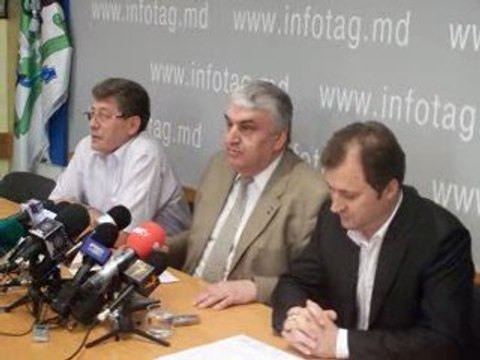 Conferinta de presa a Serafim Urechean, Filat si Ghimpu