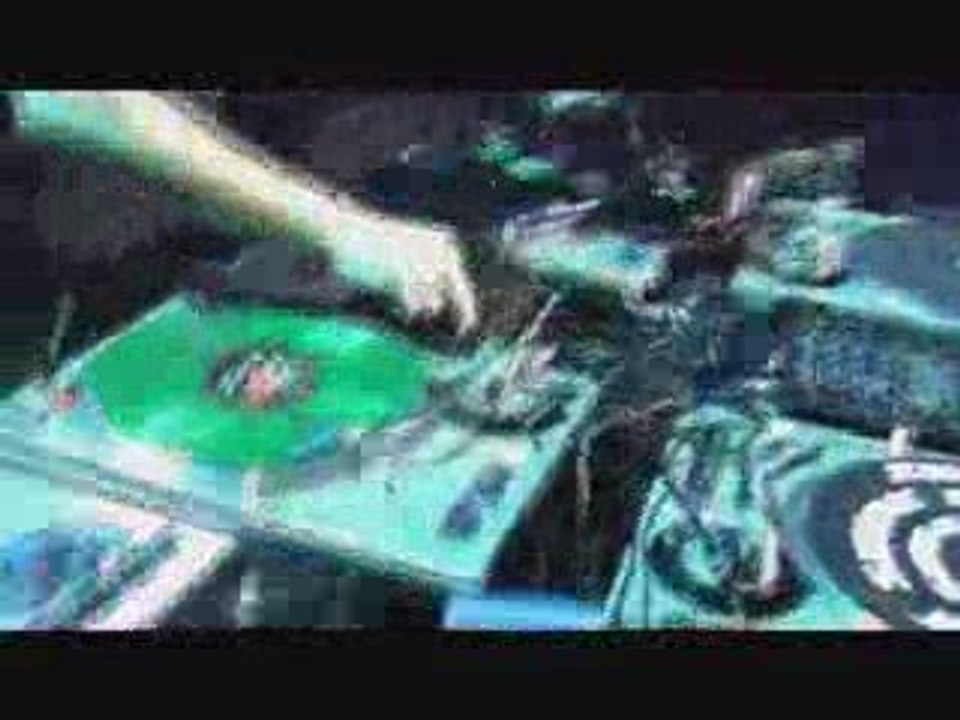 DJ GOLDFINGERS 1ERE PARTIE DE AKON