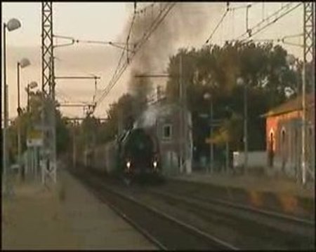 La 141 R 1126 démarre de Caussade