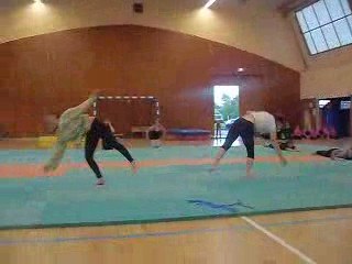 les écureils spectacle de gymnastique M arie et les grandes