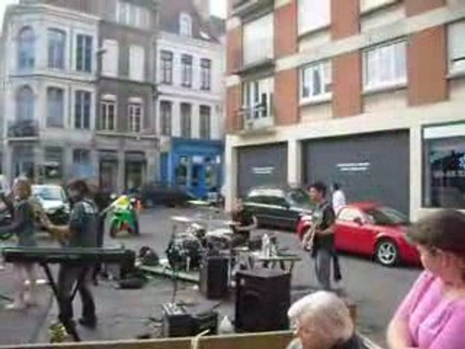 Paranoxe - The Hand That Feeds (Nine Inch Nails Cover)