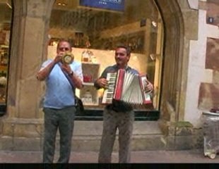 les musiciens du parvis de la cathédrale de Strasbourg
