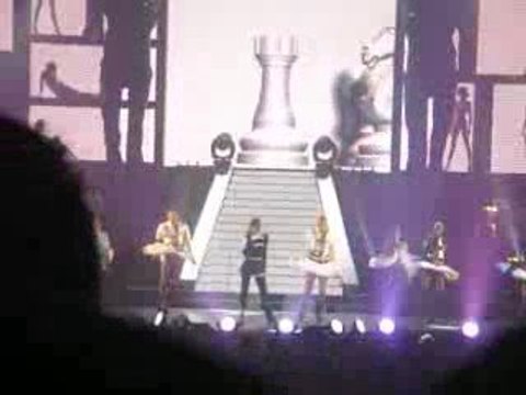 mylene farmer a douai le 20 juin 2009