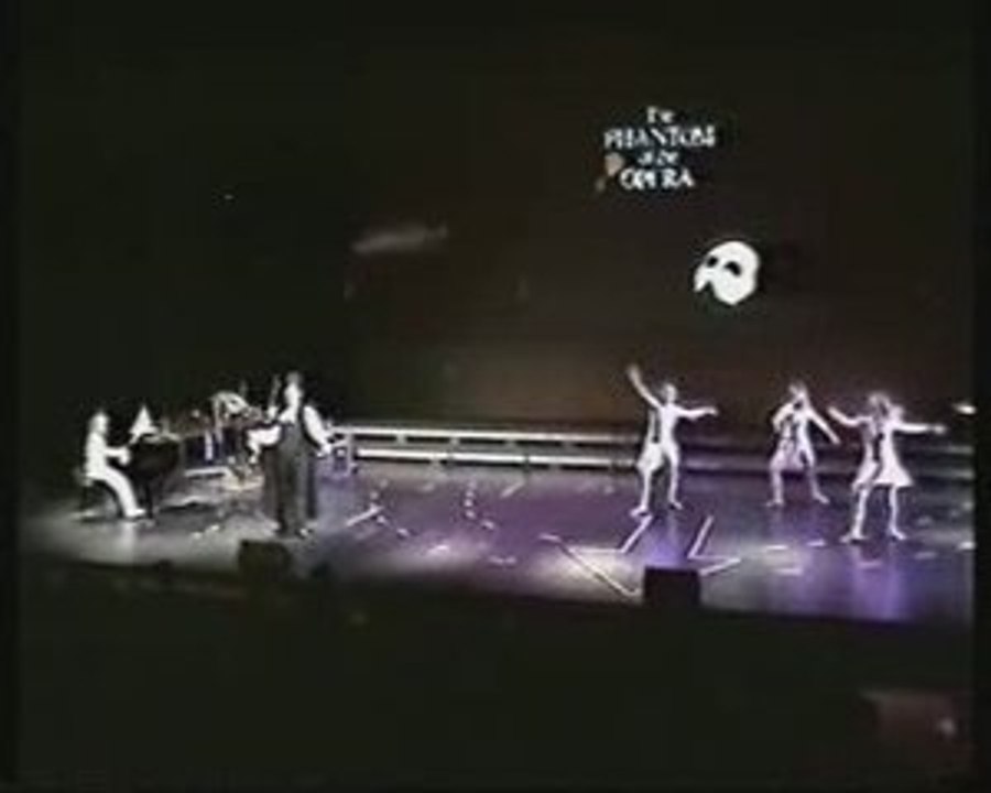 Music of the night - Jonathan Bour