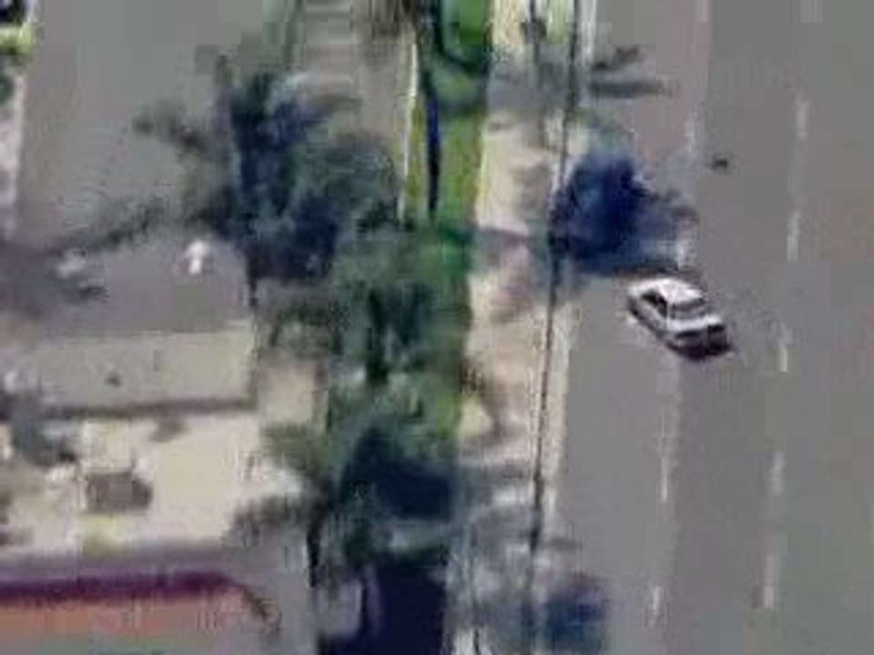 Poursuite a l'Americaine...