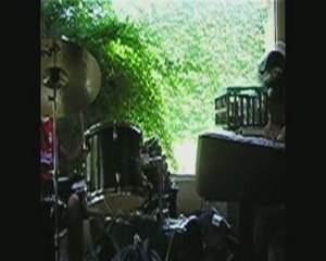 Disturbia au piano et à la batterie