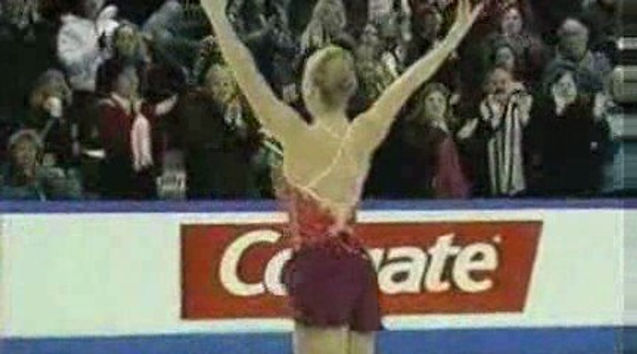 Molson Canadian Fund a Champion - Joannie Rochette