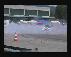 Mitsubishi Evo VI qui DRIFT au Slalom de Bière