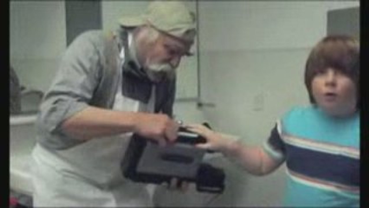 Pubert: Urinal Cake (Episode 3)