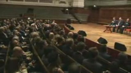 2/4 - M. Renouard de Vallière décoré à la Sorbonne